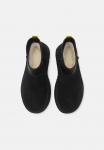 Ботильоны на платформе CLASSIC MINI DIPPER UGG, черный - фото 4