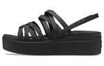 Сандалии brooklyn strappy black sandals Crocs, черный - фото 2