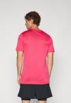 Футболка Nike Performance TEE RESET, Rush Pink/Matte Silver-Coloured/Pink - фото 3