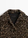 Короткое пальто с воротником из анималистического принта Massimo Dutti, коричневый - фото 4