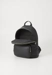 Рюкзак Tommy Hilfiger POPETTE SOFT DOME BACKPACK, Black - фото 4