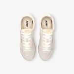 Кроссовки замшевые Autry Windspin, белый - фото 2