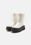 Ботильоны на платформе FLORA PUFFER BOOT Buffalo, белый - фото 2