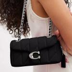 COACH Сумка-подушка Tabby Nappa из кожи - фото 8