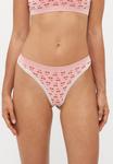 Трусы ONLY ONLHOLLY PATTERN THONG 2 PACK, Chalk Pink/Red/Light Pink - фото 2