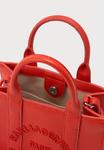 Сумка KARL LAGERFELD SQUARE TOTE, Grapefruit/Light Red - фото 3
