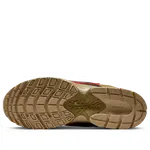 Кроссовки Nike V5 RNR 'Black Olive Flak Parachute Beige' - фото 5