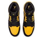 Кроссовки (GS) Air Jordan 1 Mid SE 'Black White Varsity Maize' - фото 2