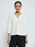Блузка цвета светлой березы minus - фото