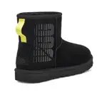 Кроссовки классические мини с логотипом сбоку Ugg, черный - фото 3