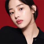 Тональный крем № 1 от  CHANEL, B60 (intense dark-medium shade, neutral undertone) - фото 5