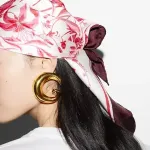 Шелковый шарф с цветочным принтом GUCCI - фото 3