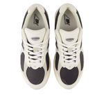 Кроссовки New Balance 2002R 'Off-White' - фото 4