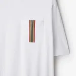 Футболка Burberry Icon Stripe Ellison с карманом, белая - фото 9