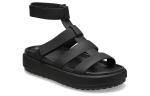Сандалии brooklyn luxe gladiator sandals 'black' Crocs, черный - фото 2