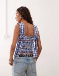 Топ в синюю клетку со сборками Collusion - фото 4