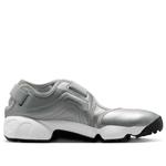 Сандалии (WMNS) Nike Air Rift Leather 'Metallic Silver' - фото 2