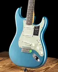 Fender Limited Edition Road Worn Stratocaster 60-х - Lake Placid Blue - доставка - фото 4