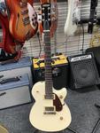 Электрогитара Gretsch G2210 Vintage White - фото 3