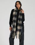 Пушистый шарф South Beach Check черного цвета - фото 4