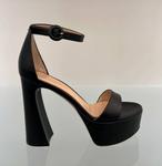 Платформенные сандалии Holly черные Gianvito Rossi - фото 5