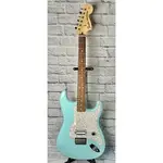 FENDER Tom DeLonge Stratocaster, гриф из розового дерева, Daphne Blue - фото 2