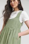 Платье фартук миди Simply Be, зеленый - фото 4