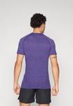 Футболка ODLO CREW NECK ESSENTIAL SEAMLESS, Eclipse Melange/Dark Blue - фото 3