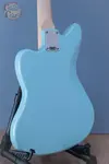 Squier Mini Jazzmaster HH Дафни Блю - фото 5