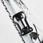 Флягодержатель на раме с боковым отверстием для бутылки емкостью 380 мл Btwin - фото 4