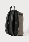 Рюкзак Armani Exchange BACKPACK UNISEX, Driftwood/Brown - фото 3
