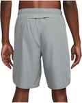 Шорты Nike Dri-FIT Challenger 9" Unlined Shorts, цвет Smoke Grey/Smoke Grey/Reflective Silver - фото 2