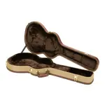 Жесткий кейс Gretsch G2622T Tweed для электрогитар Streamliner с коричневым плюшевым интерьером и центральным отсеком для хранения - фото 5