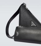 Треугольная наплечная сумка из кожи Saffiano Prada, черный - фото 6