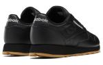 Беговые кроссовки Reebok Classic Leather 'Black Gum', черный - фото 4