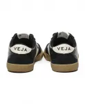 Кожаные кроссовки с логотипом. Veja, черный - фото 3