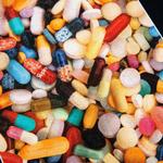 Футболка Supreme Pills Tee 'Navy', синий - фото 3