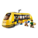 Конструктор LEGO City 60271 Городская площадь - фото 7