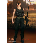 Фигурка Hot Toys Terminator 2, Judgment Day – Sarah Connor MMS119, 28 см - фото 3