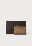 Клатч Michael Kors DUAL POUCH SET UNISEX, Husk/Camel - фото 2