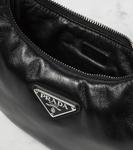 Мягкая мини-сумка тоут из кожи Prada, черный - фото 3