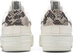 Кроссовки Nike Wmns Air Force 1 Pixel SE 'Sail Snake', кремовый - фото 7