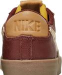 Кроссовки Nike Blazer Low '77 EMB 'Inspected By Swoosh', коричневый - фото 8
