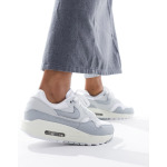 Бело-серые кроссовки Nike Air Max 1 - фото