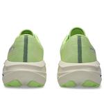 Кроссовки ASICS Novablast 5 TR 'Nature Bathing Lime Green', зеленый - фото 5