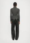 Джемпер Proenza Schouler White Label HAILEY SWEATER STRIPE, Grey/Black/Grey - фото 3