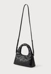 Сумка Calvin Klein EMBLEM PUFFER BAG WITH STRAP, Black - фото 2
