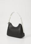 Сумка DKNY SHELLY SHOULDER BAG, Black/Marshmallow/Black - фото 2