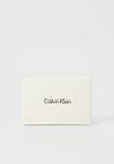 Кошелек Calvin Klein COATED EMBLEM, Black - фото 4