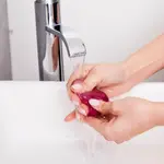 Косметическое средство для чистки губок 525 мл Isoclean - фото 3